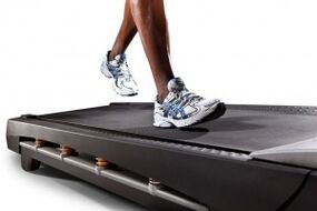 Sport und richtige Ernährung zur Gewichtsreduktion.