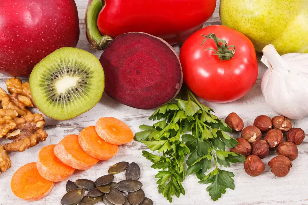 Die Ernährung von Gichtpatienten umfasst eine Vielzahl von Gemüse und Früchten. 